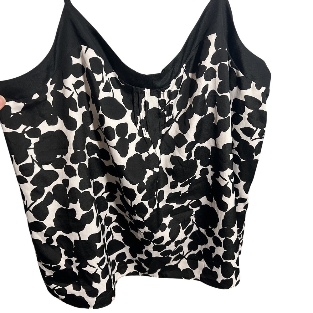 New York & Company Women's Black White Floral Print Camisole Tank Top Size L